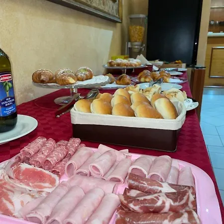 Hall Pensionat 3*