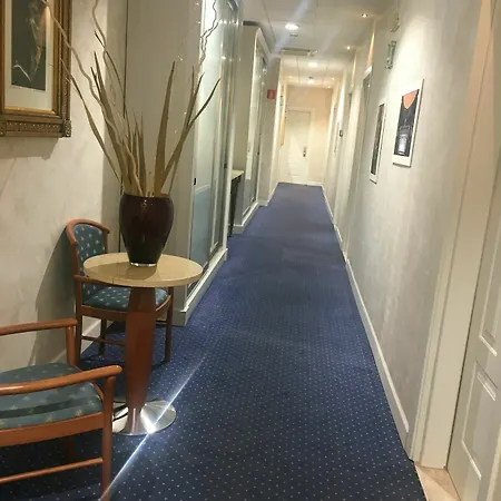 Hall 3*